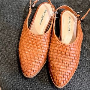 Anthropologie Kelsi Dagger Amity Pointed Sling Back Leather Flats